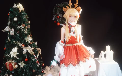 爆机少女喵小吉x花音栗子(金鱼kinngyo)COSMerry Christmas，宅宅们圣诞节快乐！