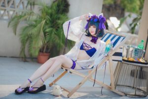 瓜希酱cosplay作品《柴郡泳装》,惊艳绅士后花园！