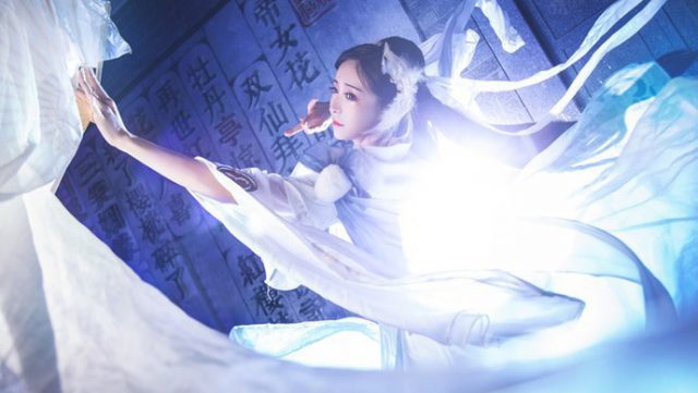 coser@紫颜颜sweet在《楚留香传奇》化身美丽迷人的苏蓉蓉