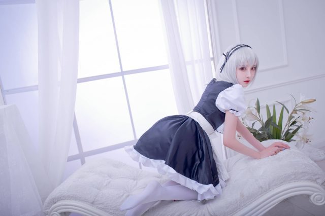 coser@Shika小鹿鹿在游戏《碧蓝航线》化身迷人的“女仆”天狼星