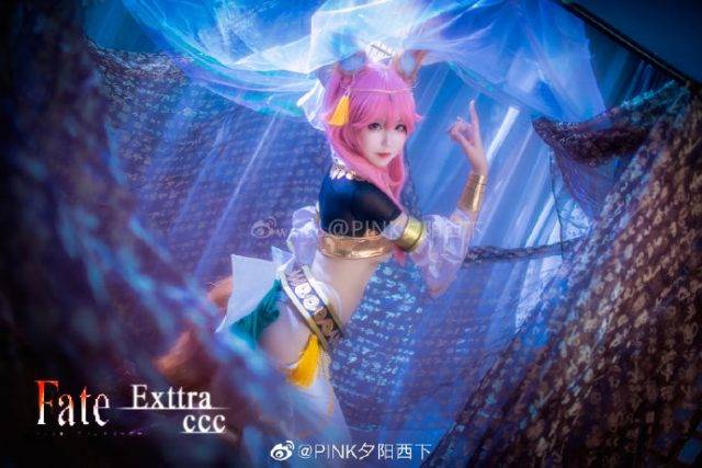 PINK夕阳西下cosplay《Fate/EXTRA》玉藻前神话礼装，魅力惊艳！-1