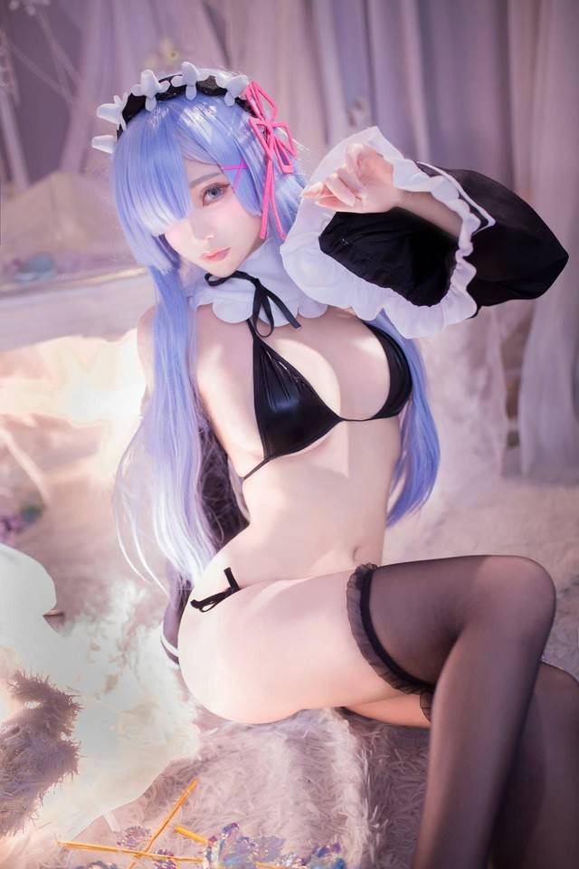 coser@煙_HedY在《Re：从零开始的异世界生活》化身性感的蕾姆-1