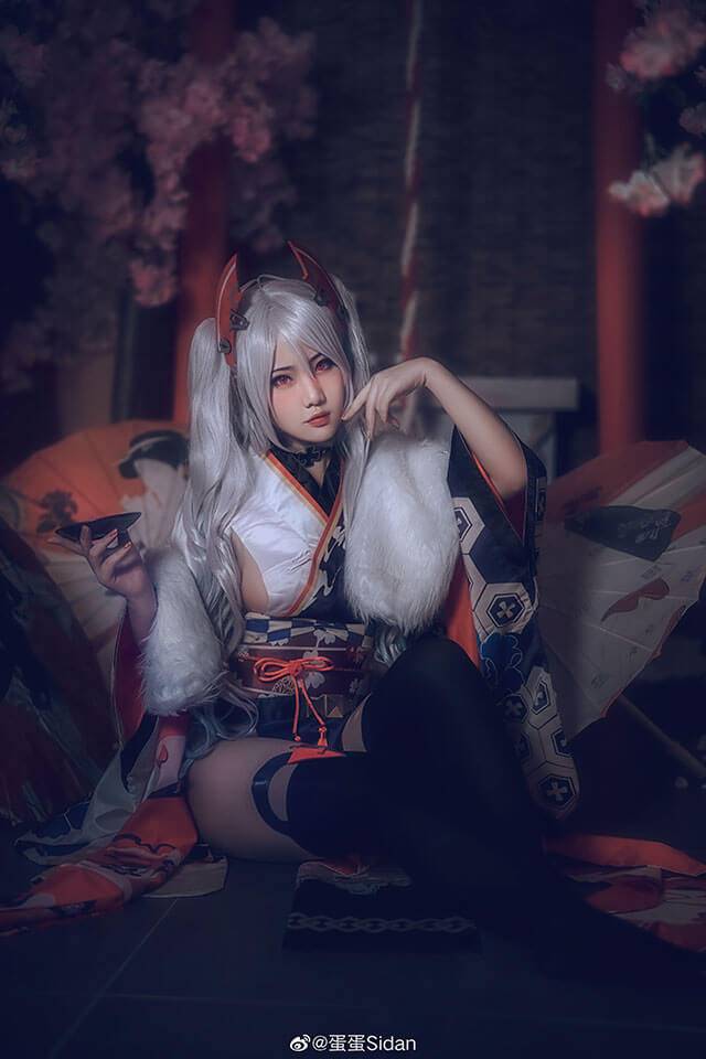 coser@蛋蛋Sidan在《碧蓝航线》变身性感迷人的欧根亲王-1