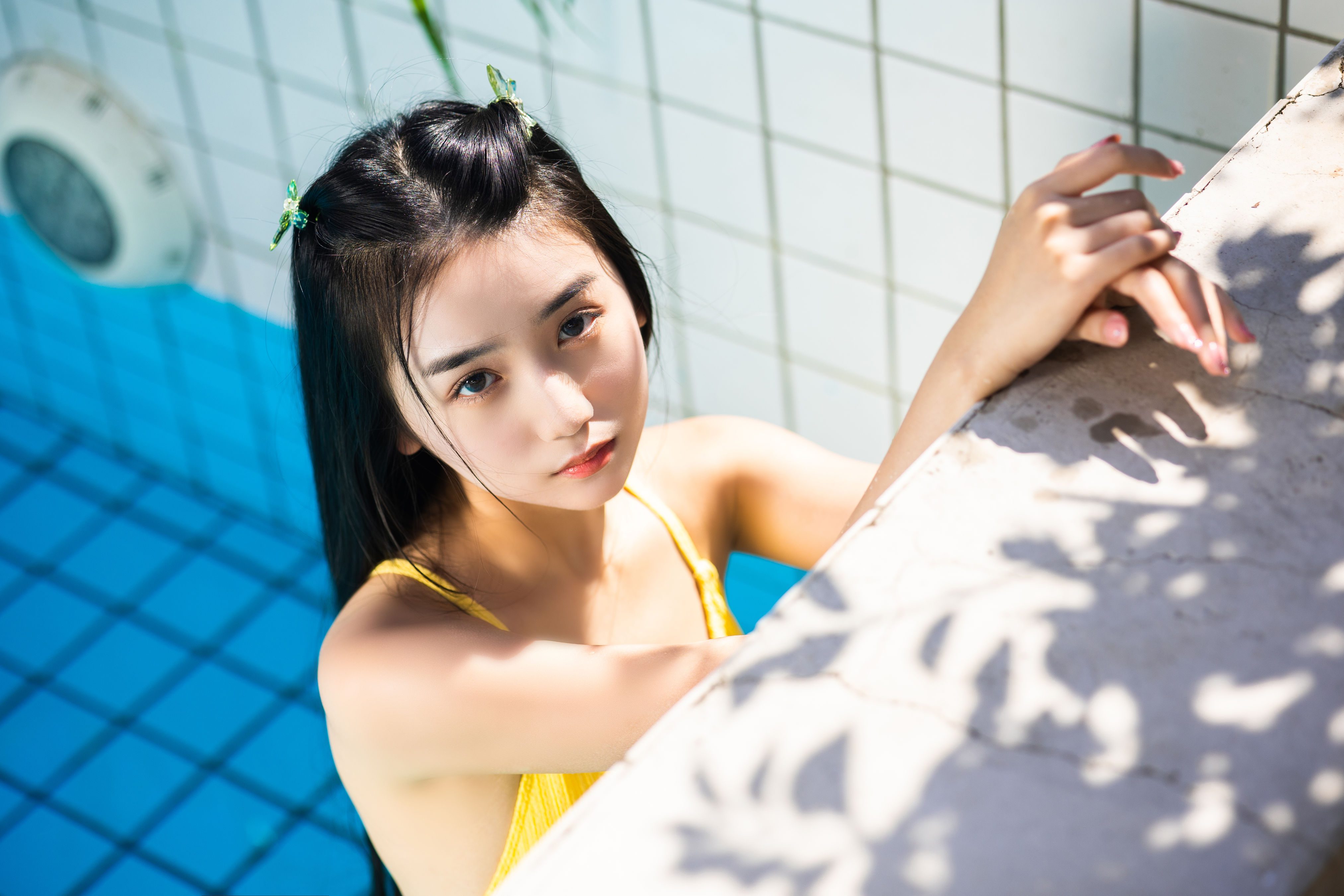 夏日泳池 写真 少女 夏天 湿身 模特