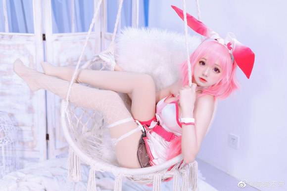 湾湾不弯的《崩坏3》八重樱护士同人cosplay，美丽可爱的治愈之花-1