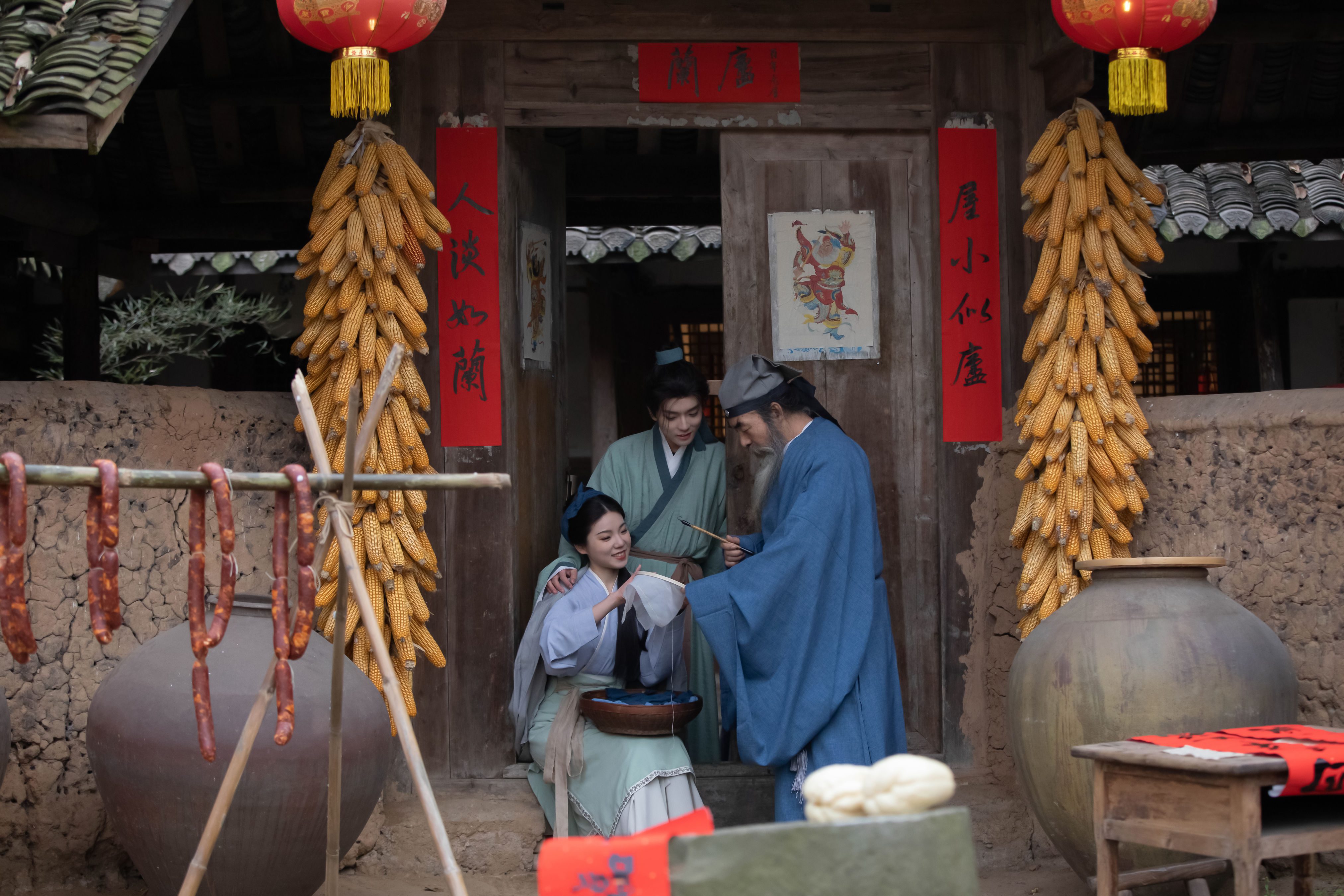 做腊肉 节日 过年 古代 摄影 美图