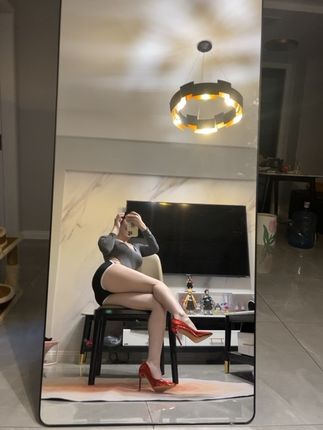 四川辣妹UU宝的微密圈作品图片，展现时尚品味和生活态度