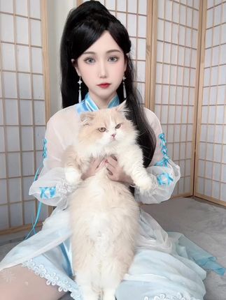 不呆猫最新Cosplay作品，兔子女友等欣赏