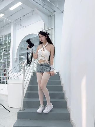 不呆猫最新Cosplay作品，兔子女友等欣赏