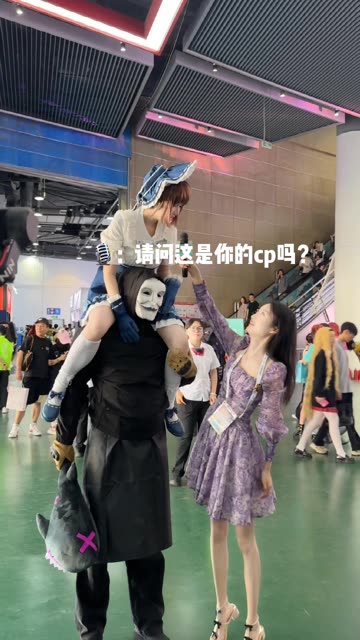 G44不会受伤cos胜利女神，妮姬猫咪女神