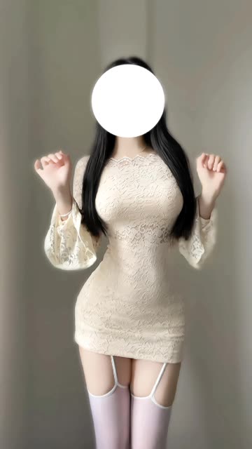 晚苏 susu《空姐制服》原版写真，展现她的优雅与气质