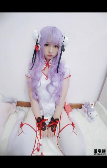 女 coser Potato Godzilla化身《少女前线》中的 HK-MP7 角色甜美性感，少女前线cos图集