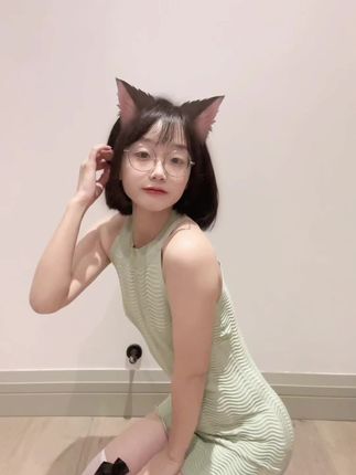 [微密圈]胜利的小生活猫女仆作品，可爱与性感并存