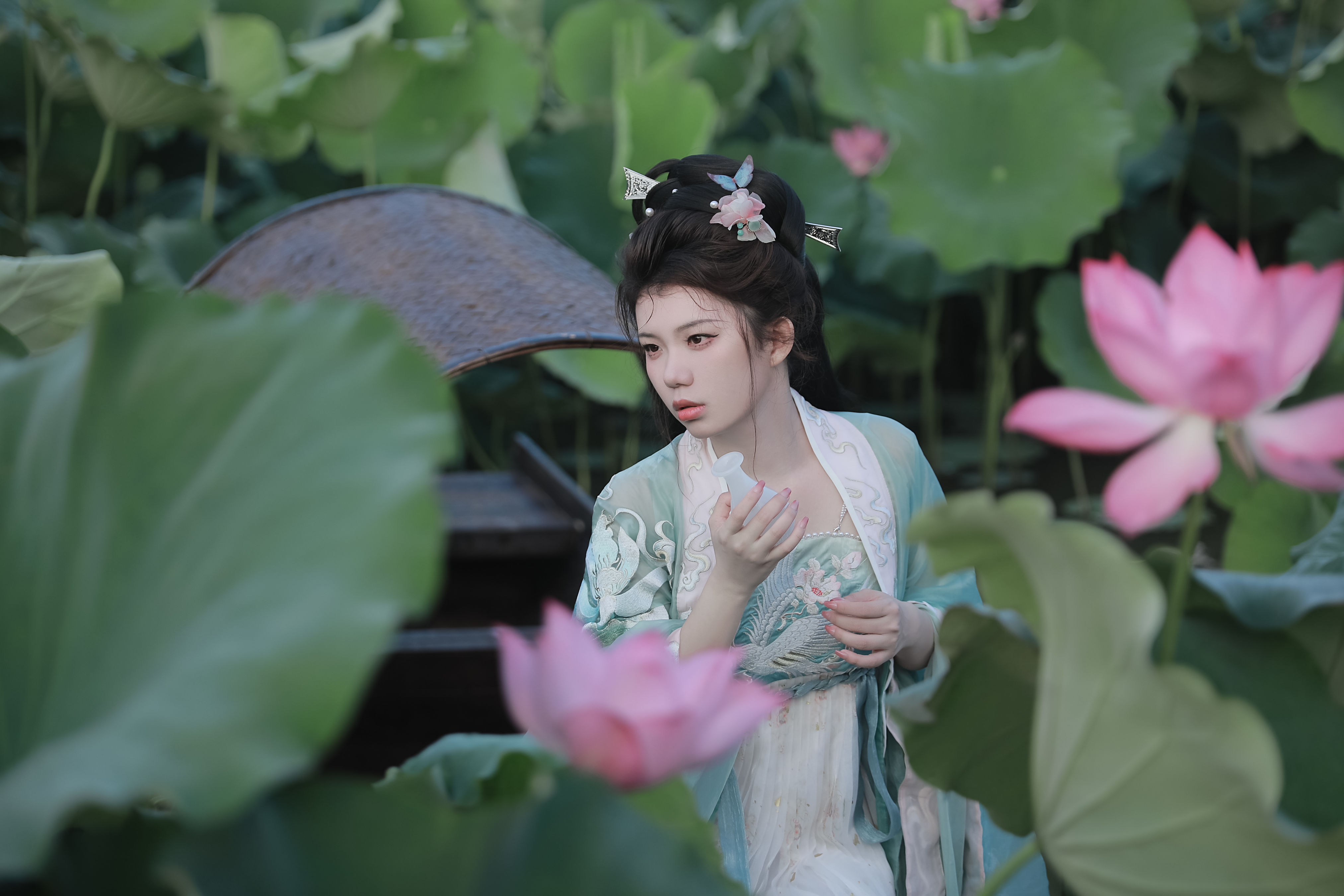 如梦令 古装 小姐姐 荷花 写真 绿色